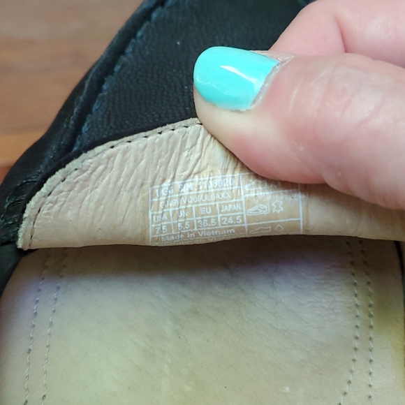 Women's UGG Callen Loafers - Picture 5 of 7